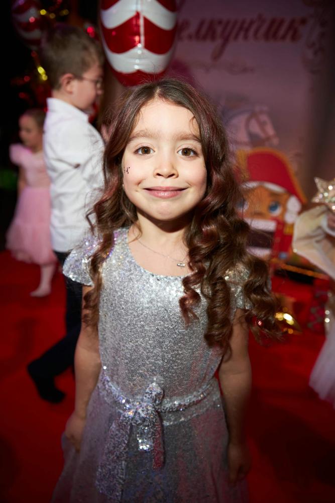 слайд №3 : Детская новогодняя елка